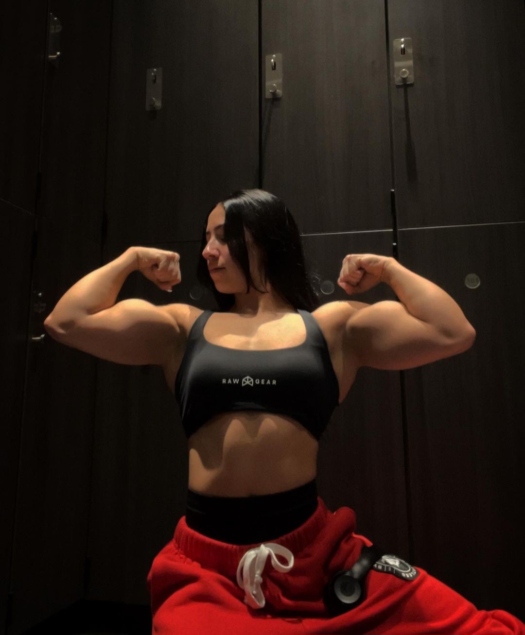 muscle girl Alyssa Perez by Bluesharkiller16 on DeviantArt