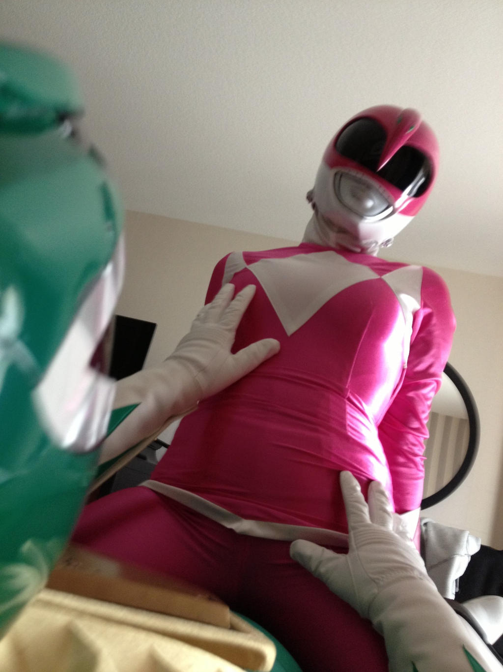 pink ranger and green ranger 2