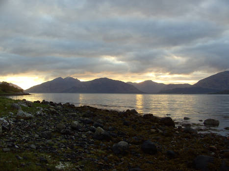 Overviewing the Loch