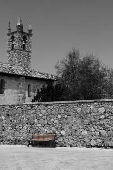 Lonely in Monteriggioni