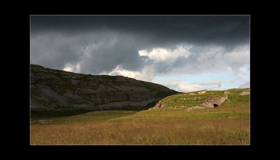 storm creeping