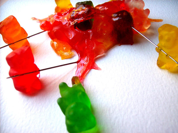 Gummy bear Torture-Giant goo