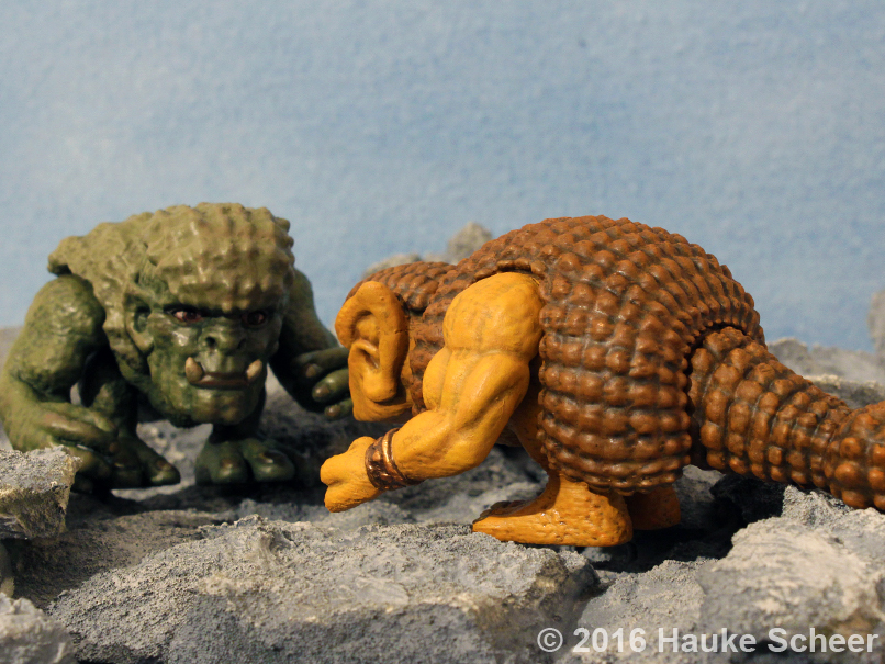 3D printed Troll vs. Glyptodor