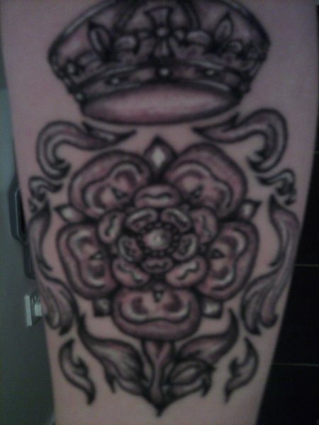 Tudor Rose Tattoo.. on someone by St0DaD on DeviantArt Tudor Rose Tattoo.. on someone by St0DaD on DeviantArt