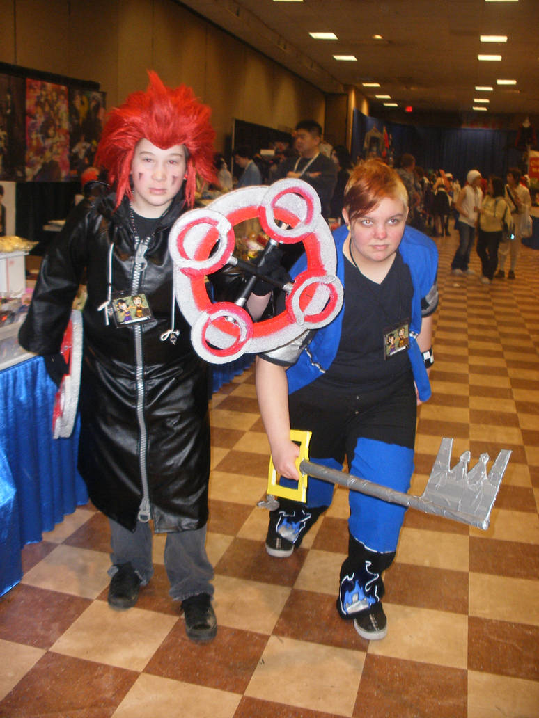 alex and roxas by sexyygirlyy on DeviantArt