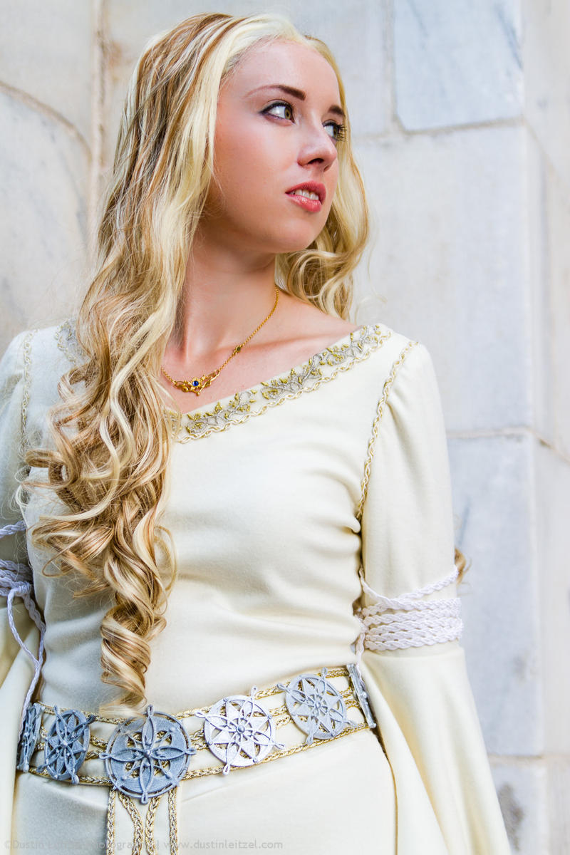 Eowyn's White Wool Gown by kairi-g on DeviantArt Eowyn's White Wool Gown by kairi-g on DeviantArt