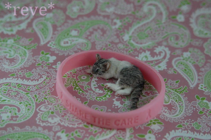 GoPink!  * Handmade Miniature Cat *