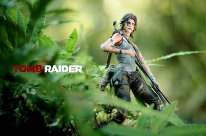 Lara Croft figure