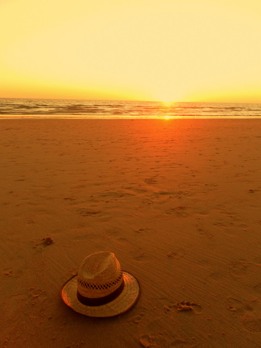 Hat in the evening