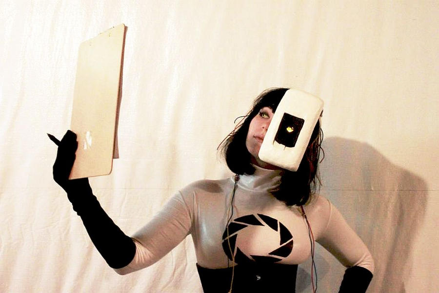 GLaDOS Gijinka Cosplay