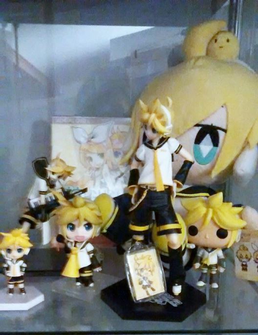 My Len shrine - ReUpload