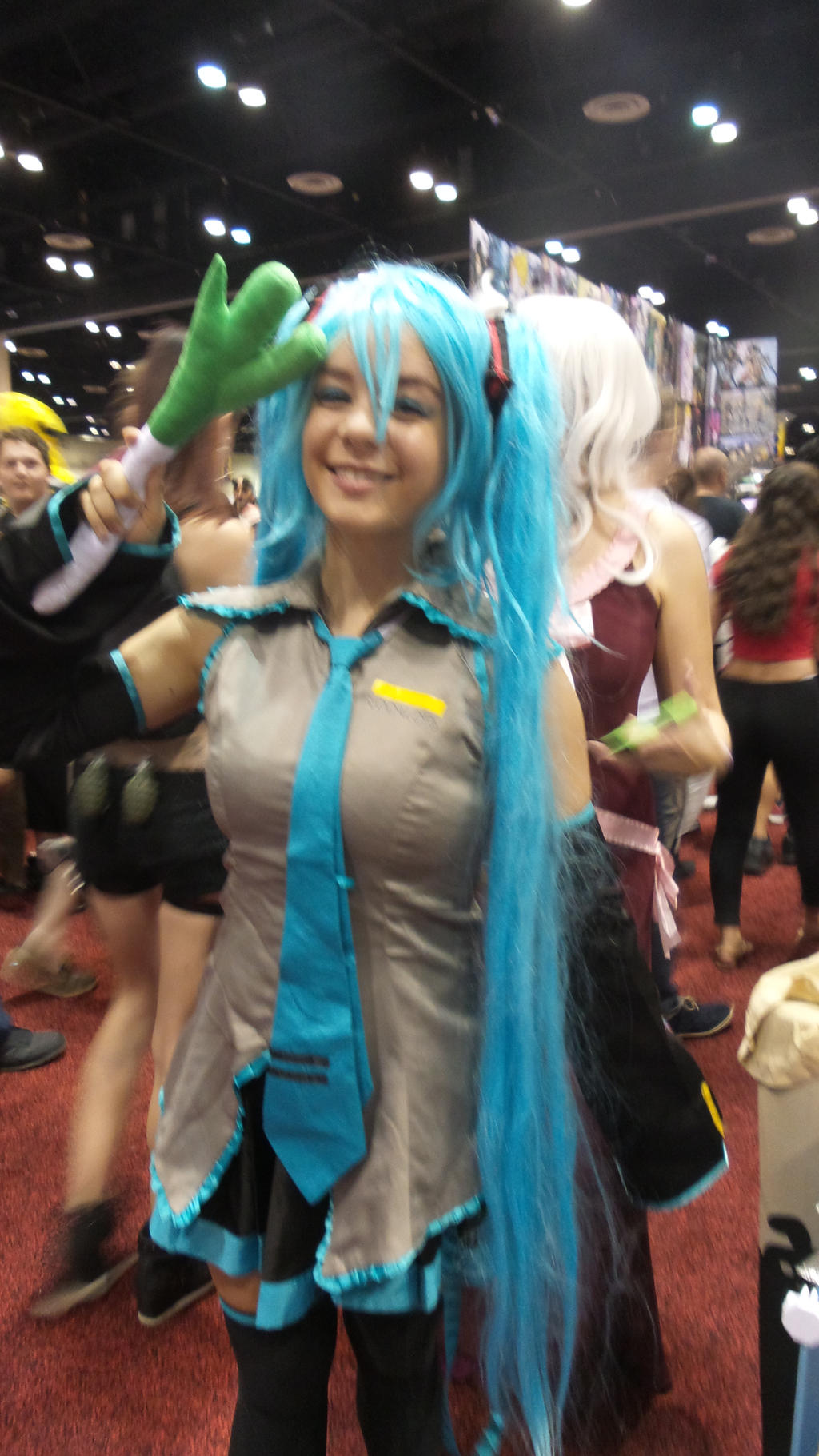 Megacon Miku 1