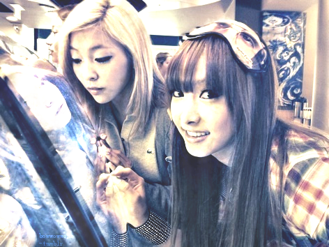 fx - Victoria and Luna