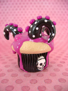 Black n Pink Tentacle Cupcake