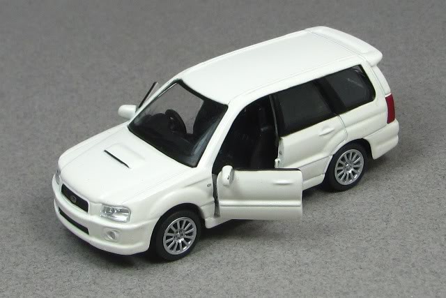 2004 Subaru Forester XT - white z - Konami