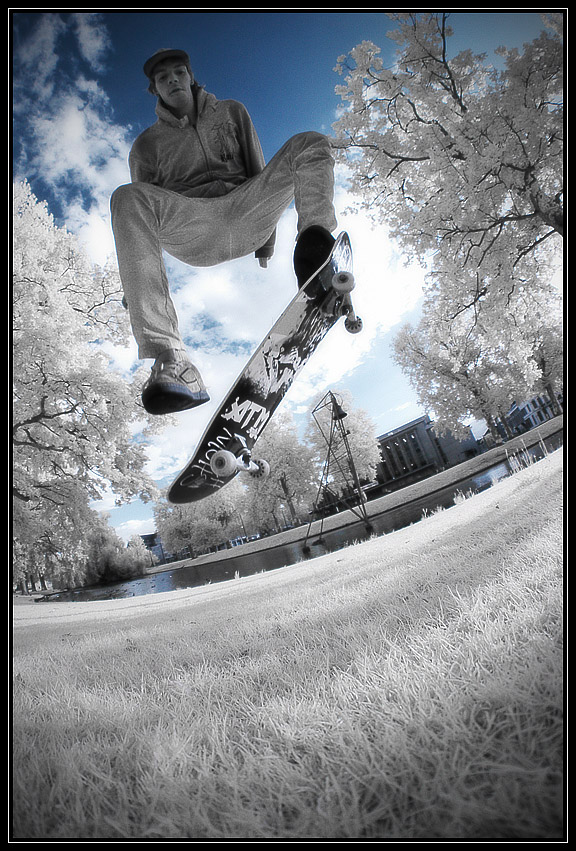 Infrared skateboarding