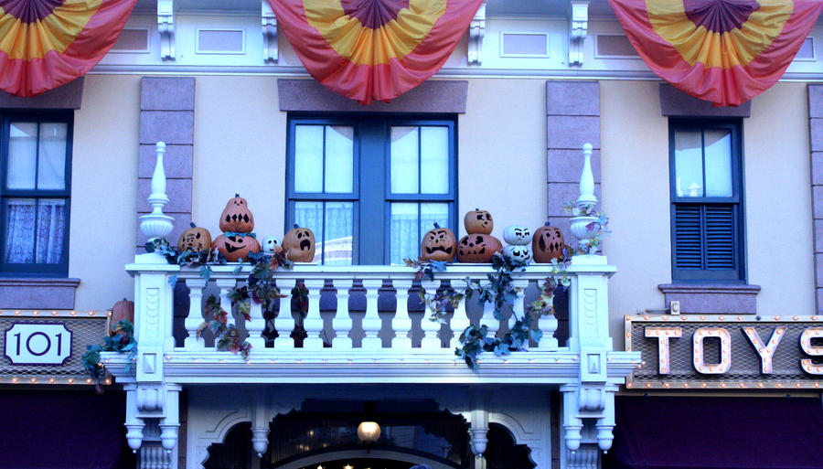 Pumpkin Display on Main Street