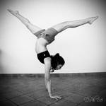 she's a dancer by violetda