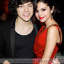 Selena Gomez y Harry Styles~