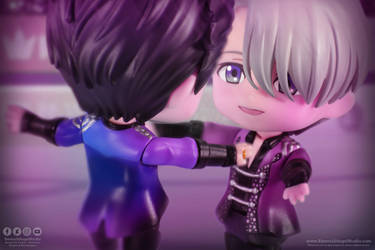 Yuuri x Victor Custom Repaints