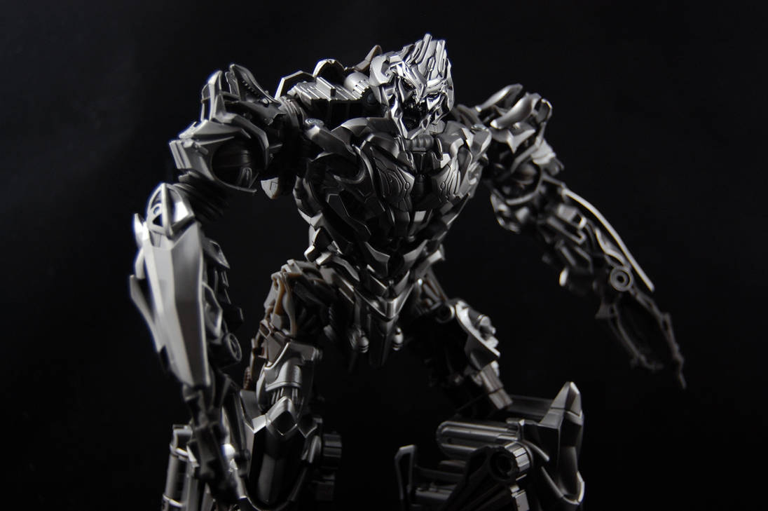Megatron 18 Inch Megatron 18 by Freaver0 on DeviantArt