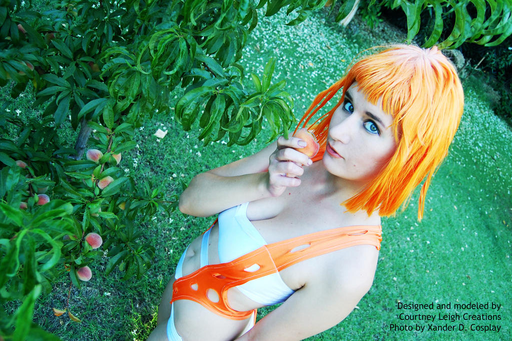 Leeloo: Swimsuit Design