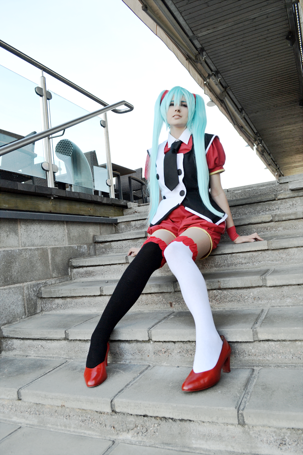 Awaiting - Hatsune Miku (Vocaloid)