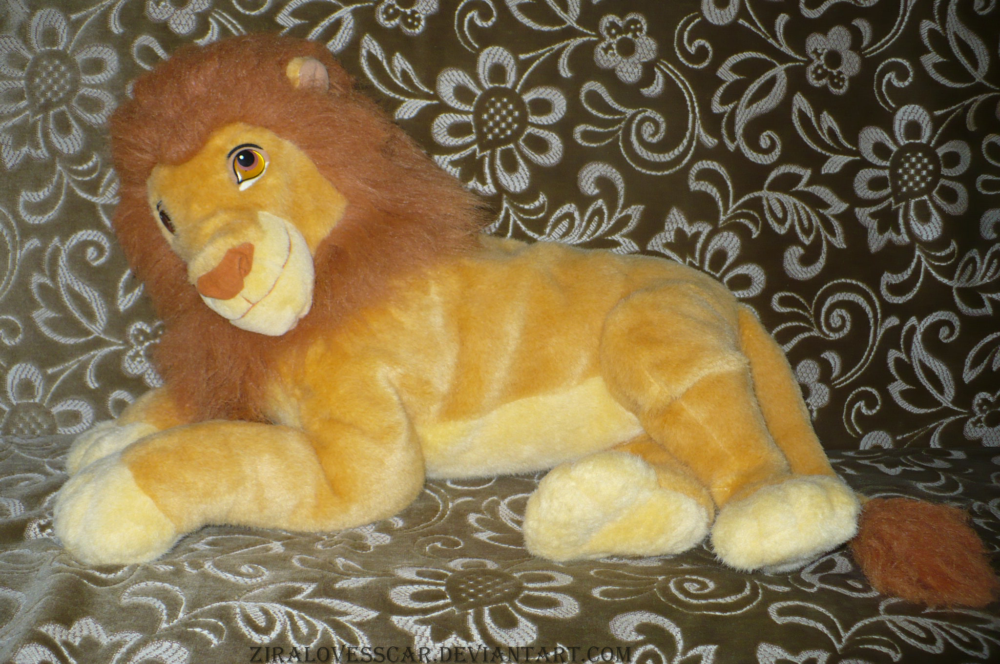 Abult Simba Plush Large Jumbo