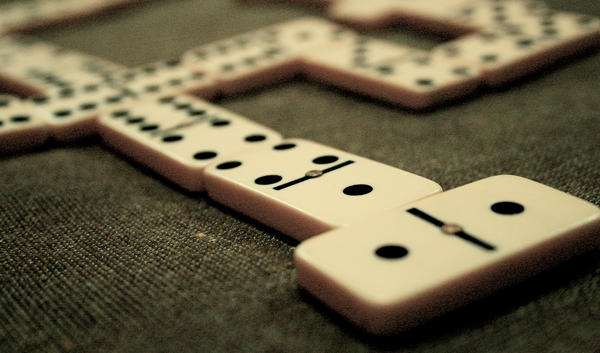 Dominoes