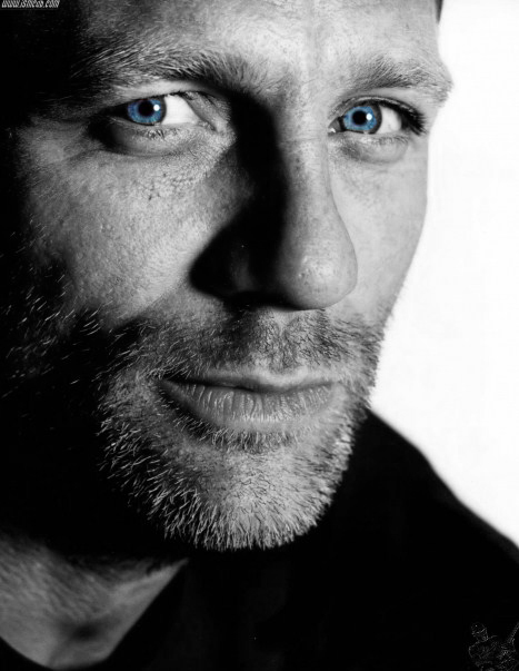 Daniel Craig Black And White Color By Bf5kid On Deviantart