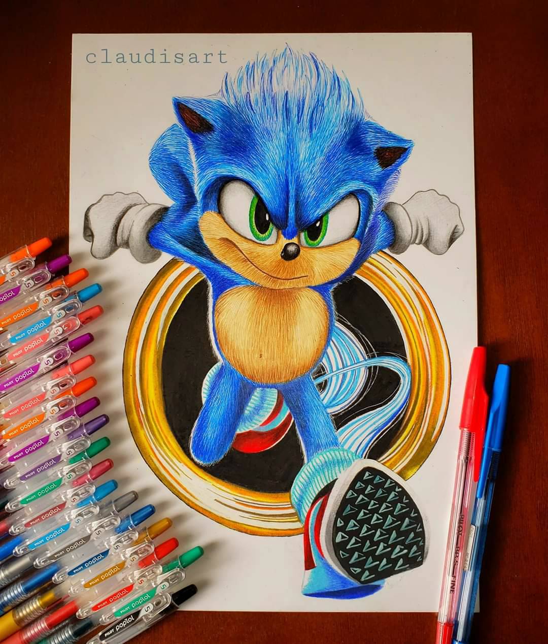 Sonic a lapiceros by claudisart22 on DeviantArt