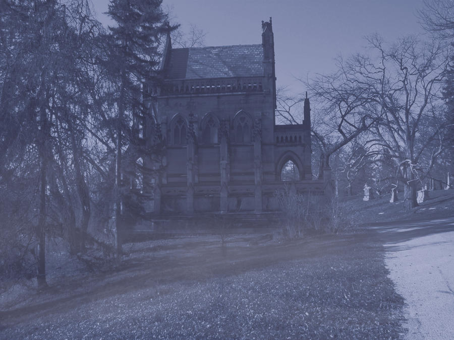 Dexter_Mausoleum_in_Blue_fog