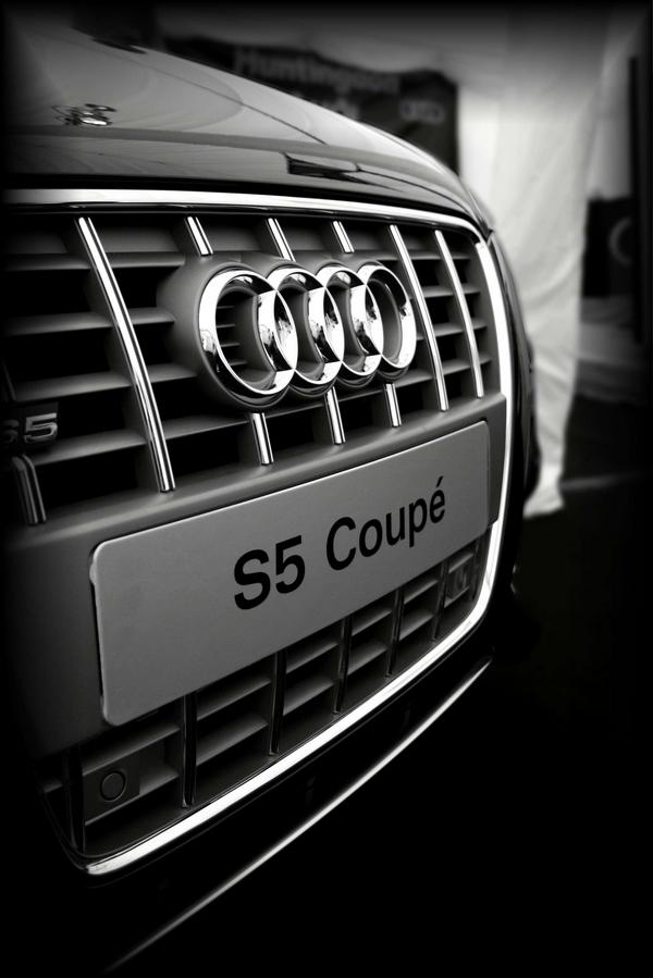 s5 coupe launch 1