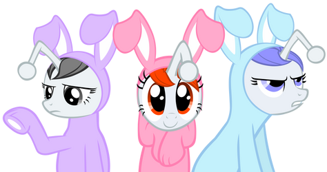 Reddit ponies dressed as Easter bunnies