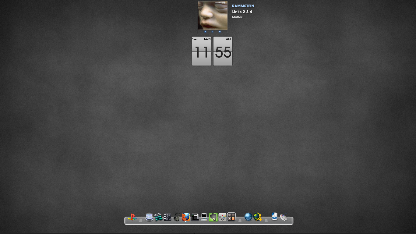 my half month desktop lol :D