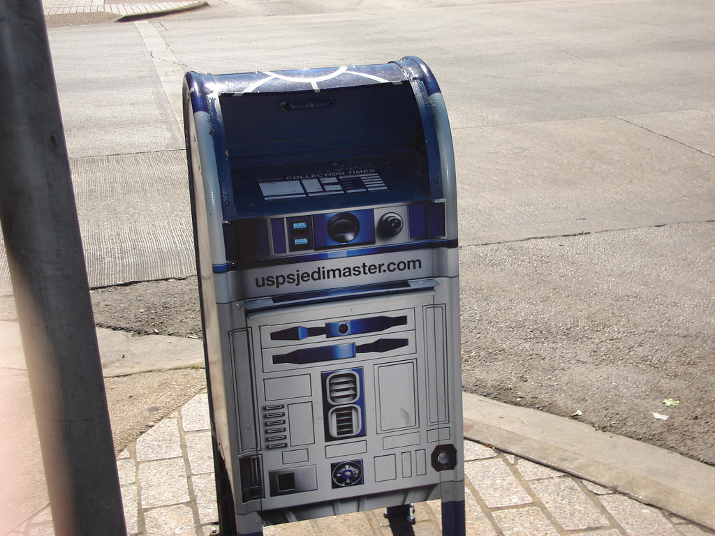 R2 Mailbox