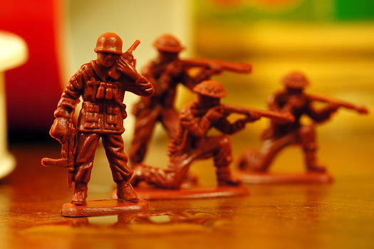 Free Photo: Soldiers Attack!