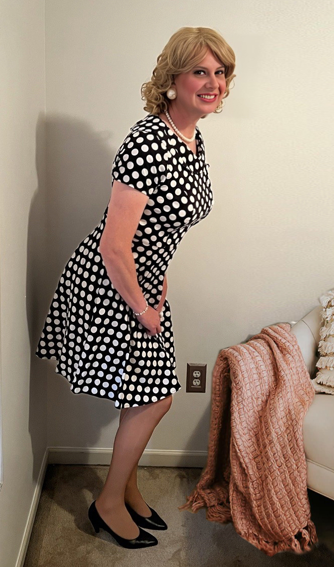 Deviantart 50s 50s housewife by DanaFinch81 on DeviantArt