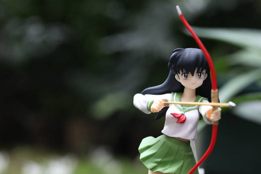 kagome fires the holy arrow