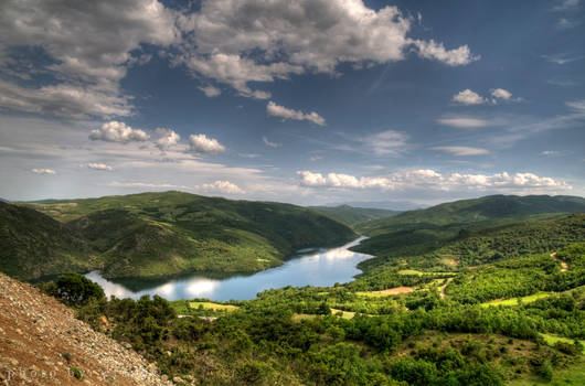 Only in Greece-Smokovo Lake