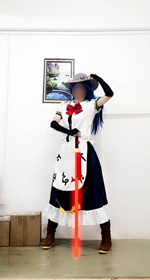 Selfie cosplay -- Hinanawi Tenshi