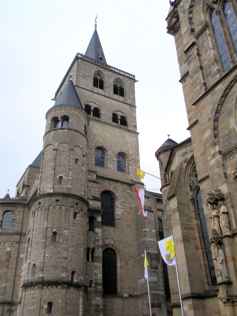 the Dom in Trier 875