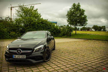 Mercedes A 45 AMG