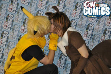 Pikachu and Eevee Kiss