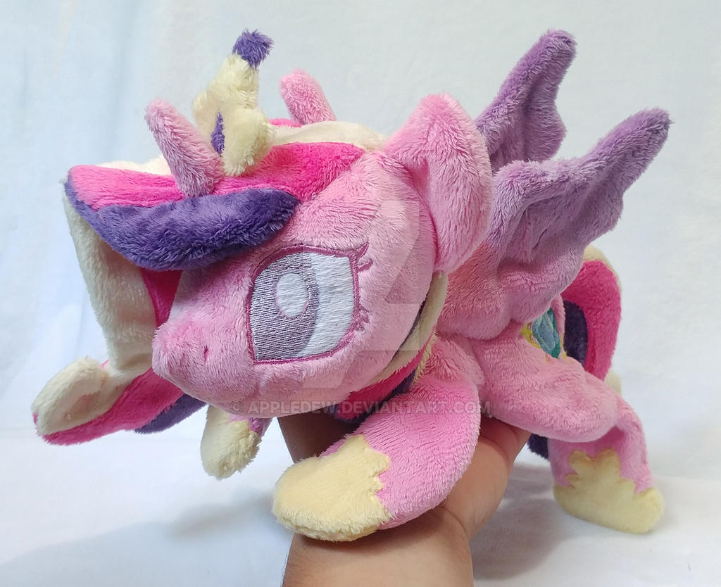 Princess Cadence ''Lazy Pony'' Beanie