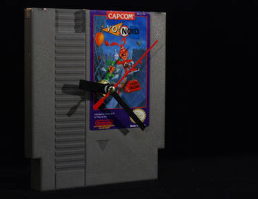 YO! NOID NES Cartridge Clock