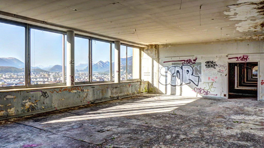 Abandoned university, Grenoble