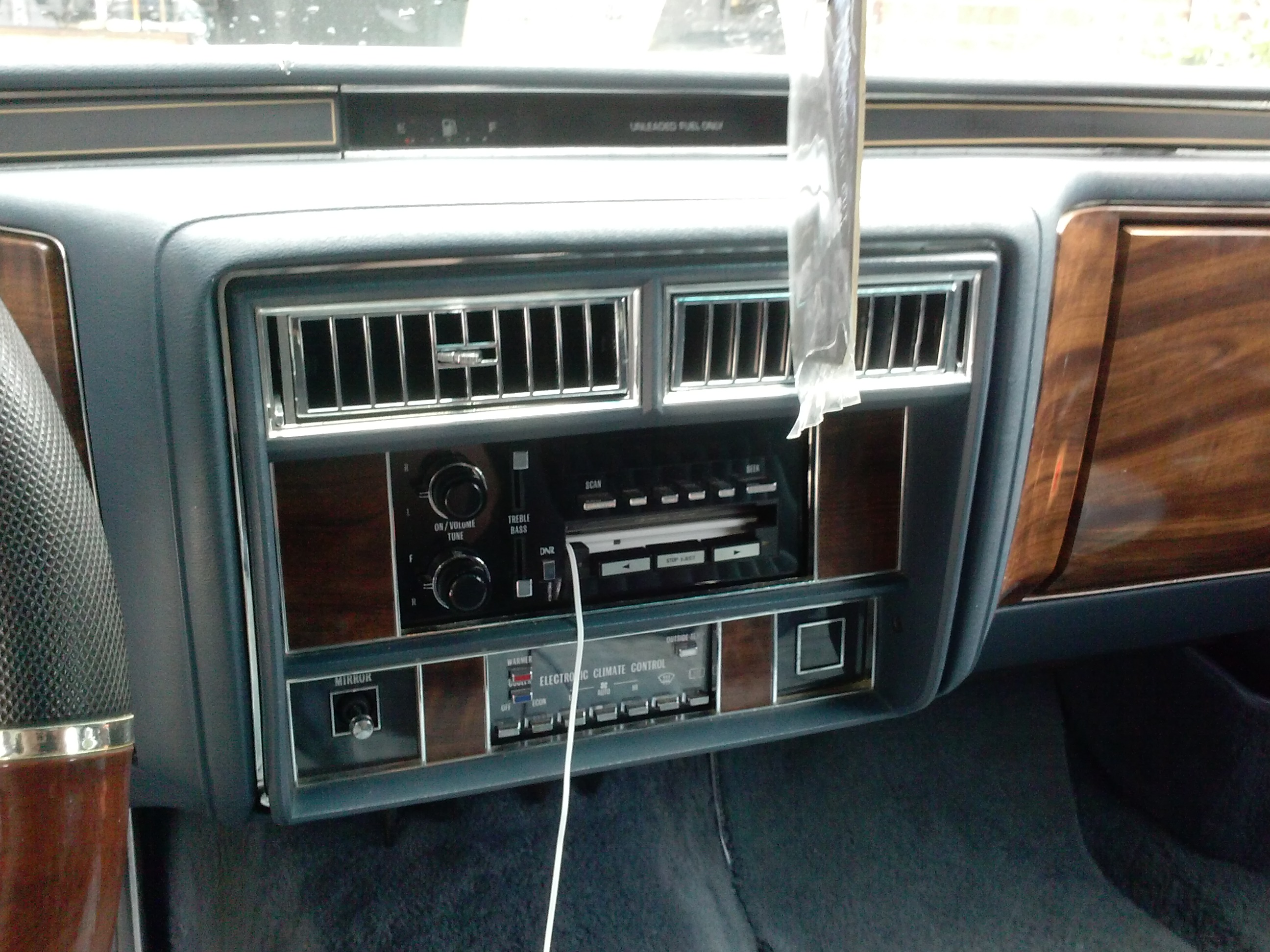 cadillac fleetwood brougham interior 3