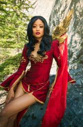 AION 5.0 Cosplay - red and gold