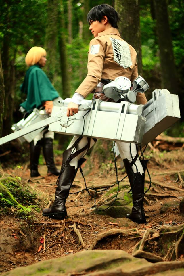 Attack on Titan Cosplay_5